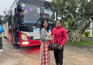 Trả lại tài sản đánh rơi cho du khách tham quan Động Phong Nha