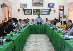 BQL VQG Phong Nha – Kẻ Bàng làm việc với Đoàn công tác của KBT Quốc gia Hin Nậm Nô, CHDCND Lào