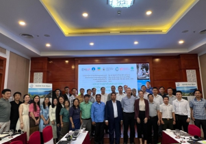 Triển khai tiêu chuẩn Danh lục xanh nhằm củng cố năng lực quản lý xuyên biên giới giữa VQG Phong Nha – Kẻ Bàng và Vườn quốc gia Hin Nậm Nô (Lào)