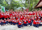 Học sinh Trường THCS và THPT Chu Văn An khám phá hệ sinh thái Phong Nha - Kẻ Bàng