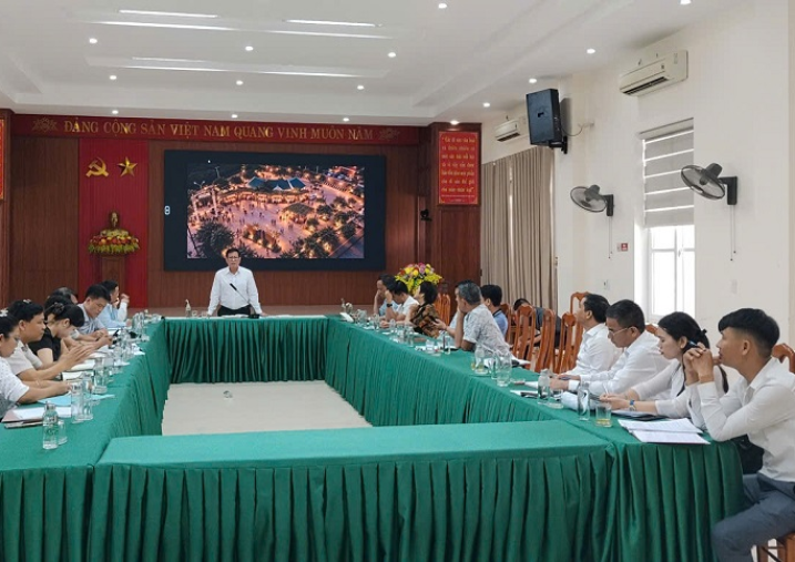 Ban quản lý Vườn quốc gia Phong Nha - Kẻ Bàng tổ chức buổi làm việc thống nhất tổ chức các hoạt động văn hóa bên lề Lễ hội Hang động năm 2027